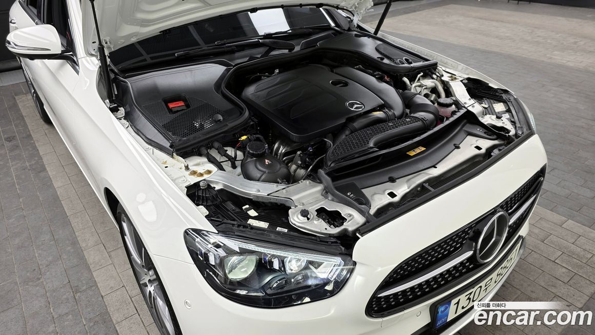 Mercedes-Benz E-Class 2021