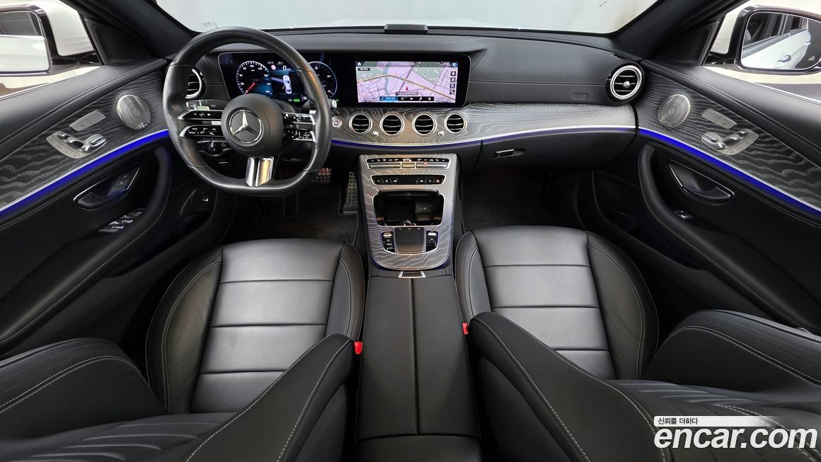 Mercedes-Benz E-Class 2021