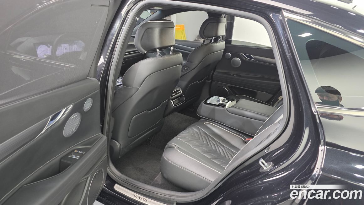 Genesis G80 2025