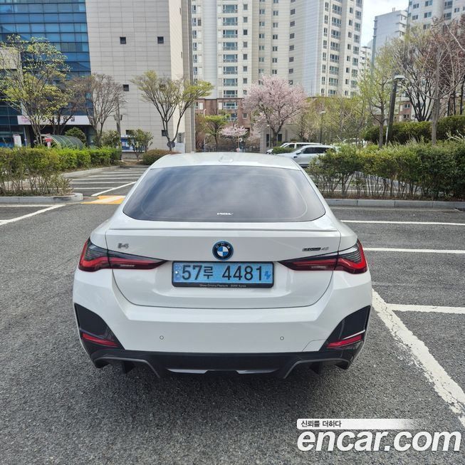 BMW i4 2022