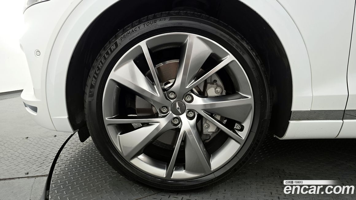 Genesis GV70 2024