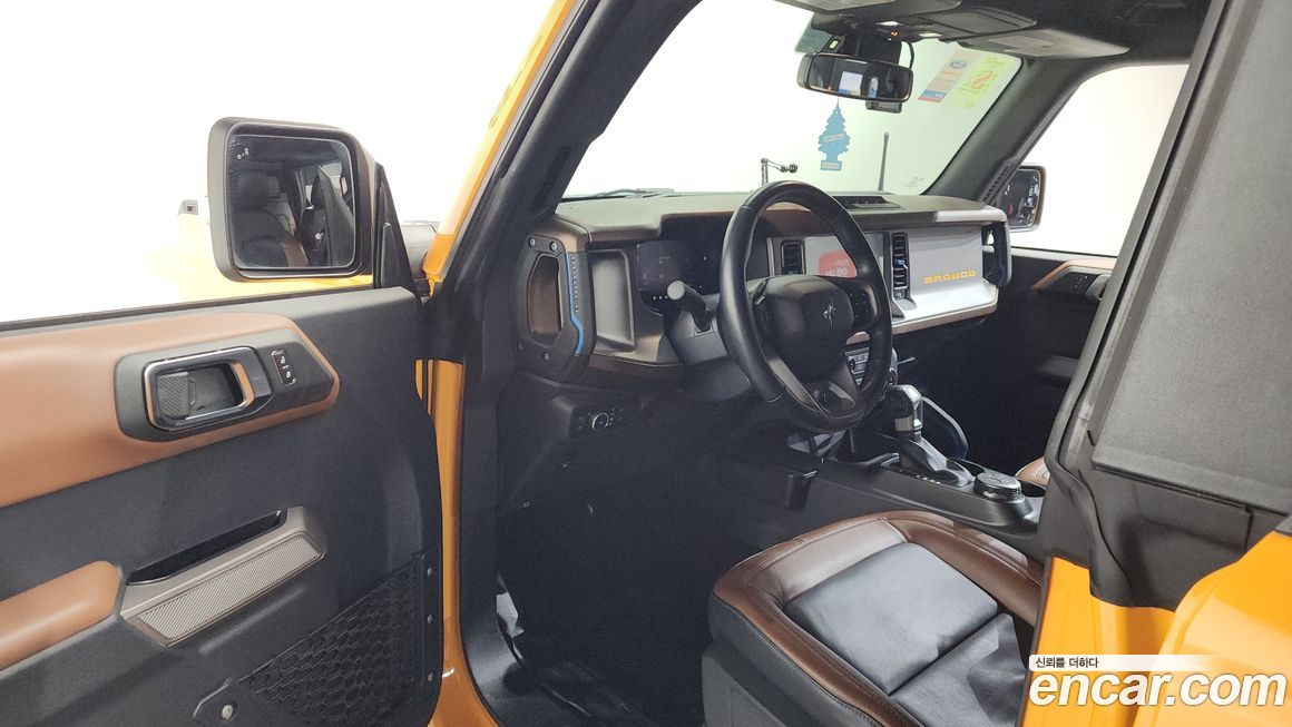 Ford Bronco 2022