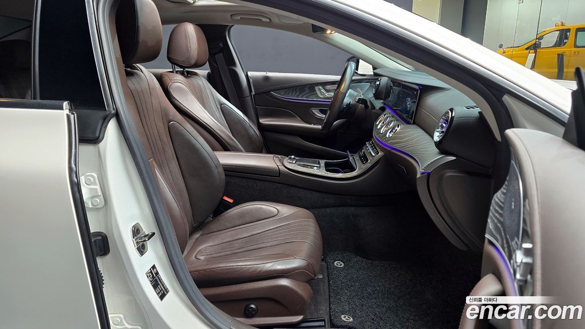 Mercedes-Benz CLS-Class 2021