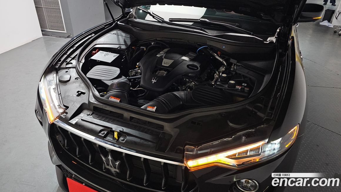 Maserati Levante 2022