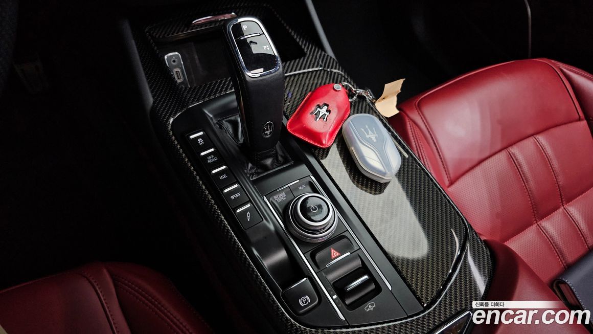 Maserati Levante 2022