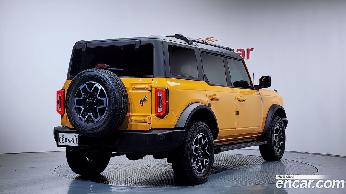 Ford Bronco 2022