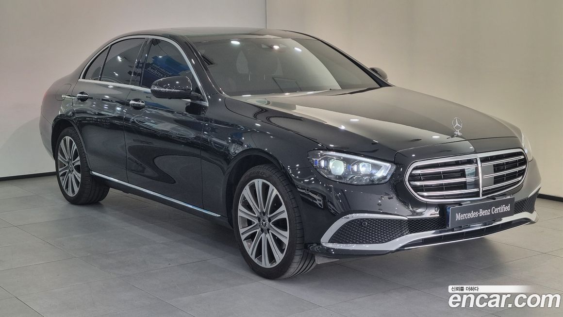 Mercedes-Benz E-Class 2023