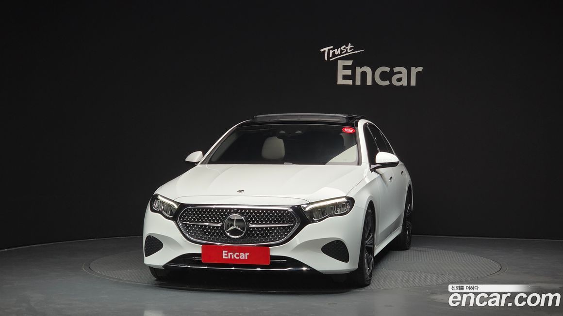 Mercedes-Benz E-Class 2025