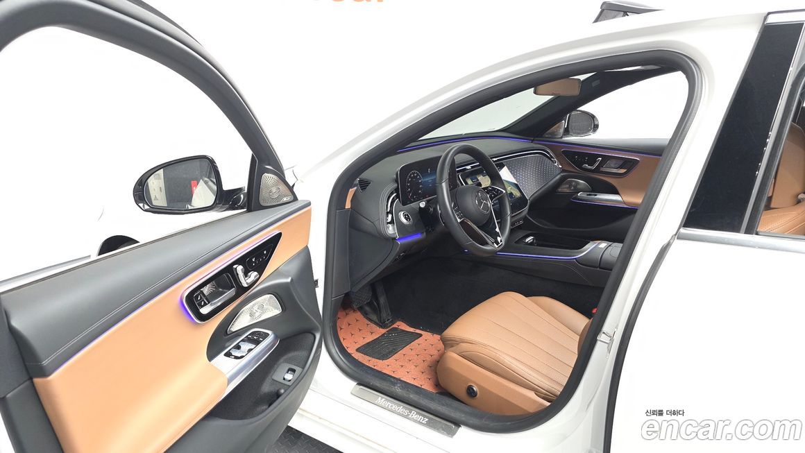 Mercedes-Benz E-Class 2024