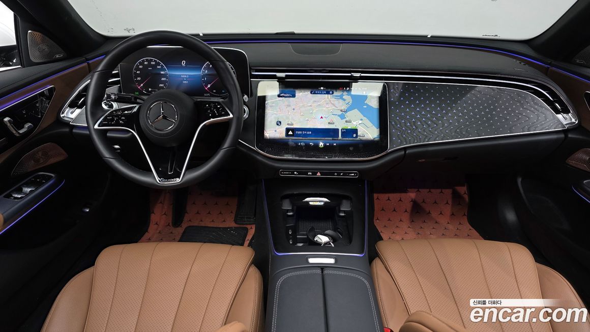 Mercedes-Benz E-Class 2024