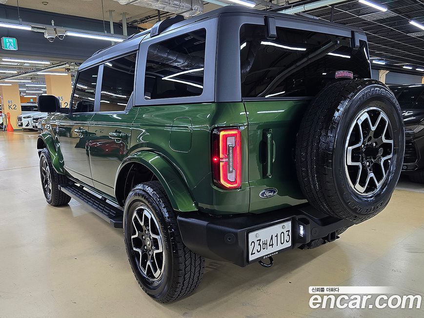 Ford Bronco 2023