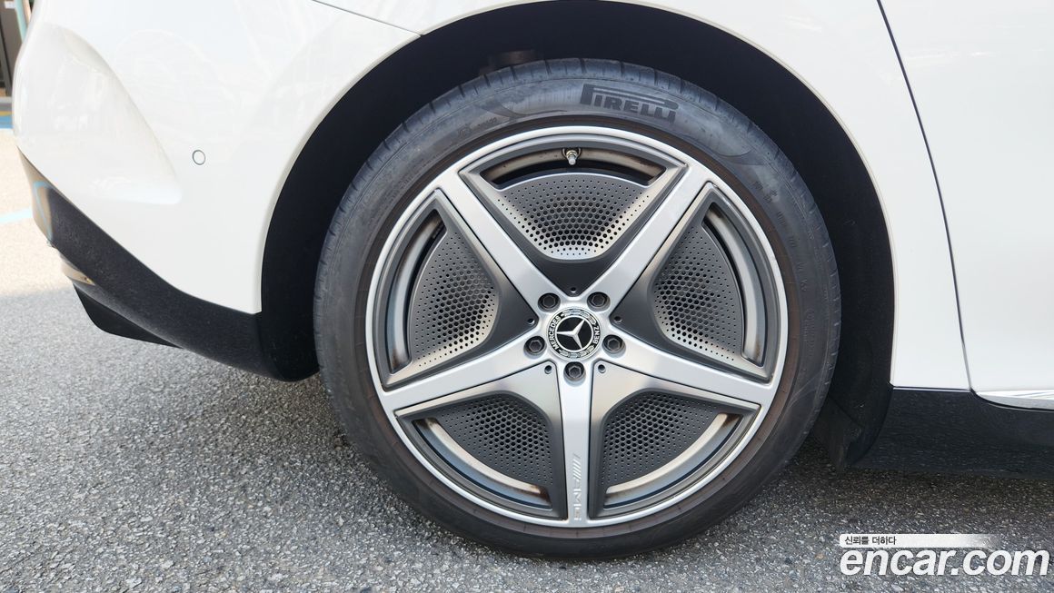 Mercedes-Benz EQE 2023