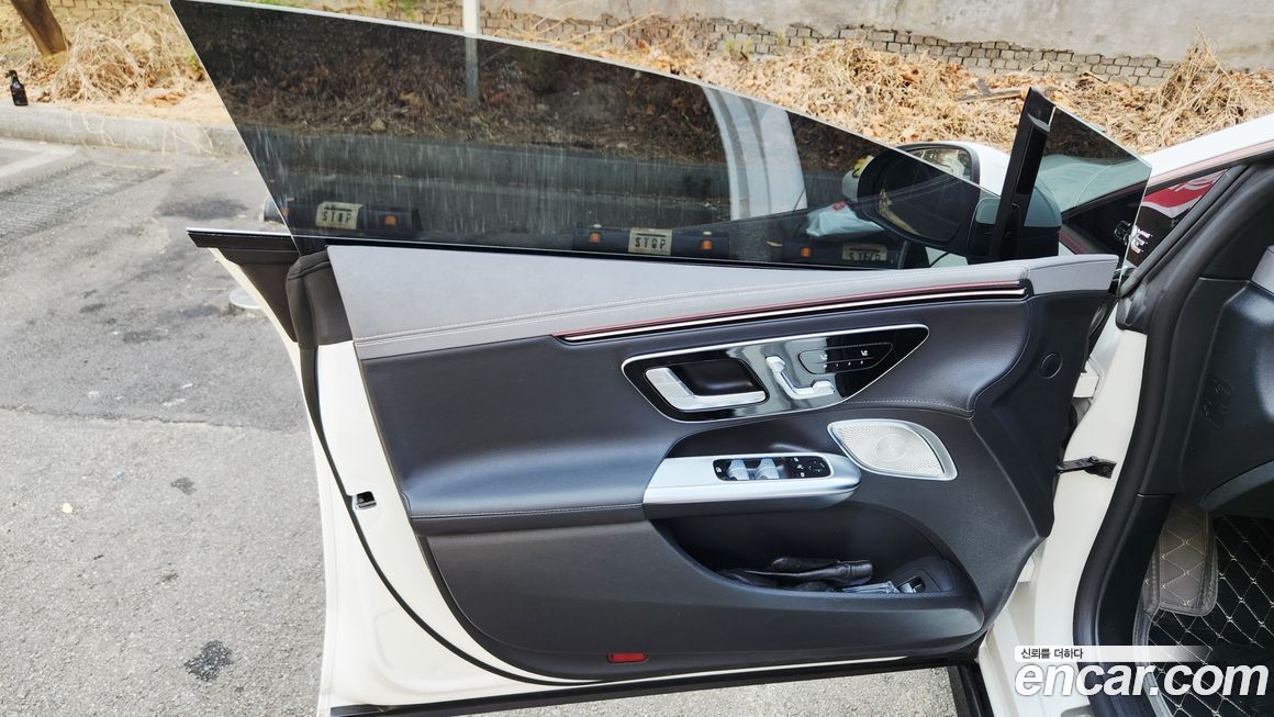 Mercedes-Benz EQE 2023