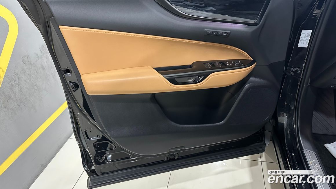 Lexus NX 2025