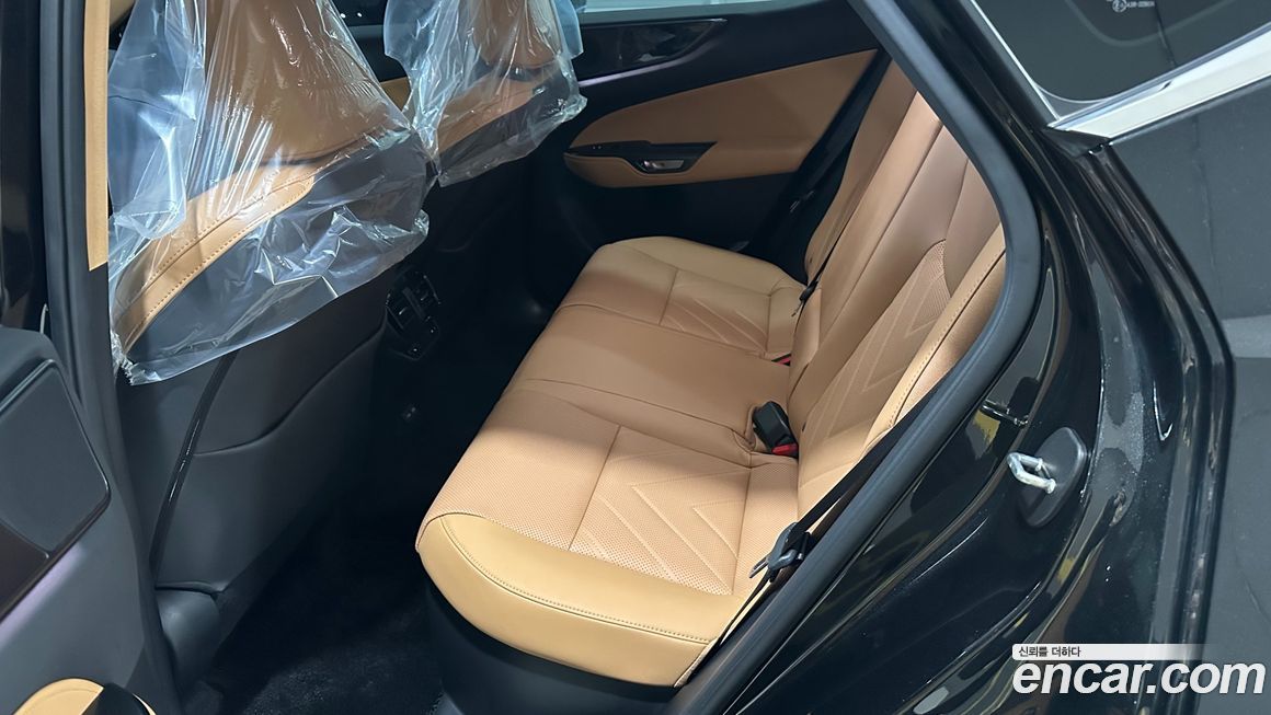 Lexus NX 2025