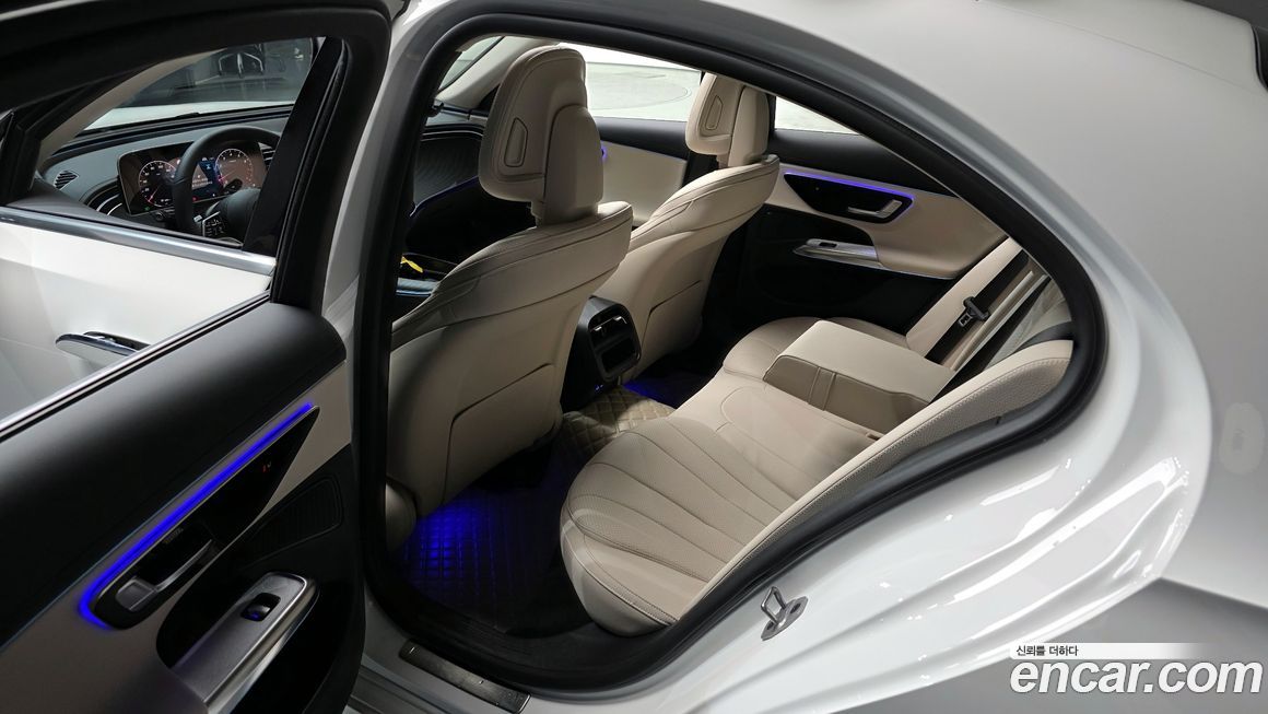 Mercedes-Benz E-Class 2025