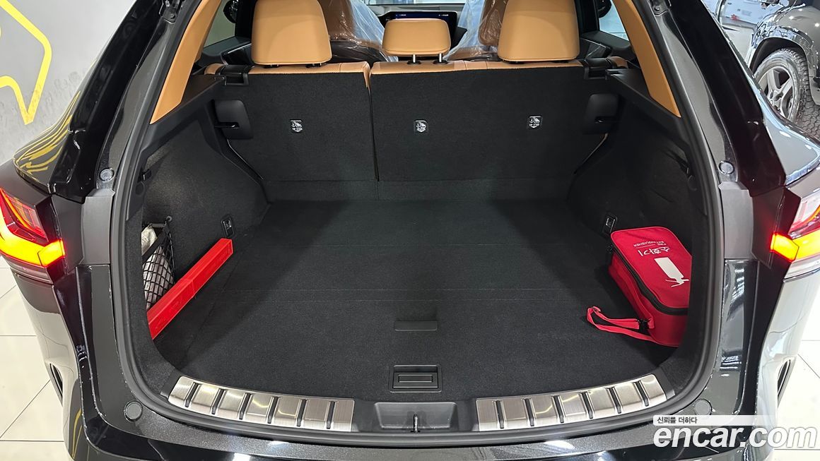 Lexus NX 2025