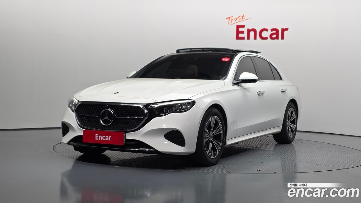 Mercedes-Benz E-Class 2024