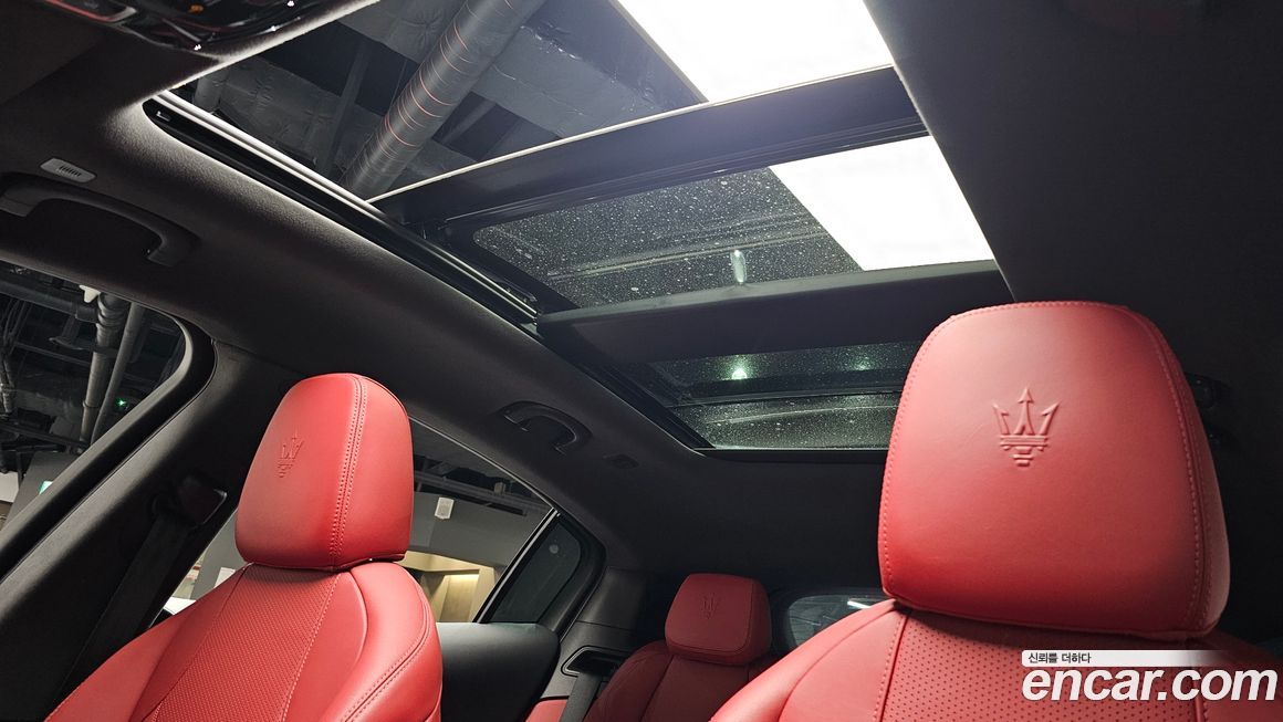 Maserati Grecale 2023