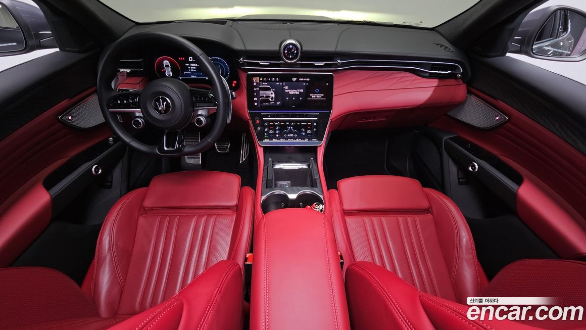 Maserati Grecale 2023