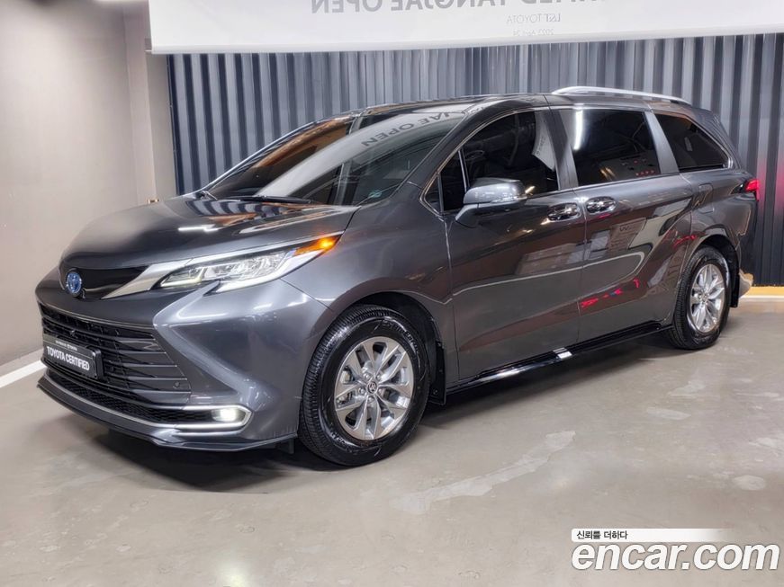 Toyota Sienna 2025