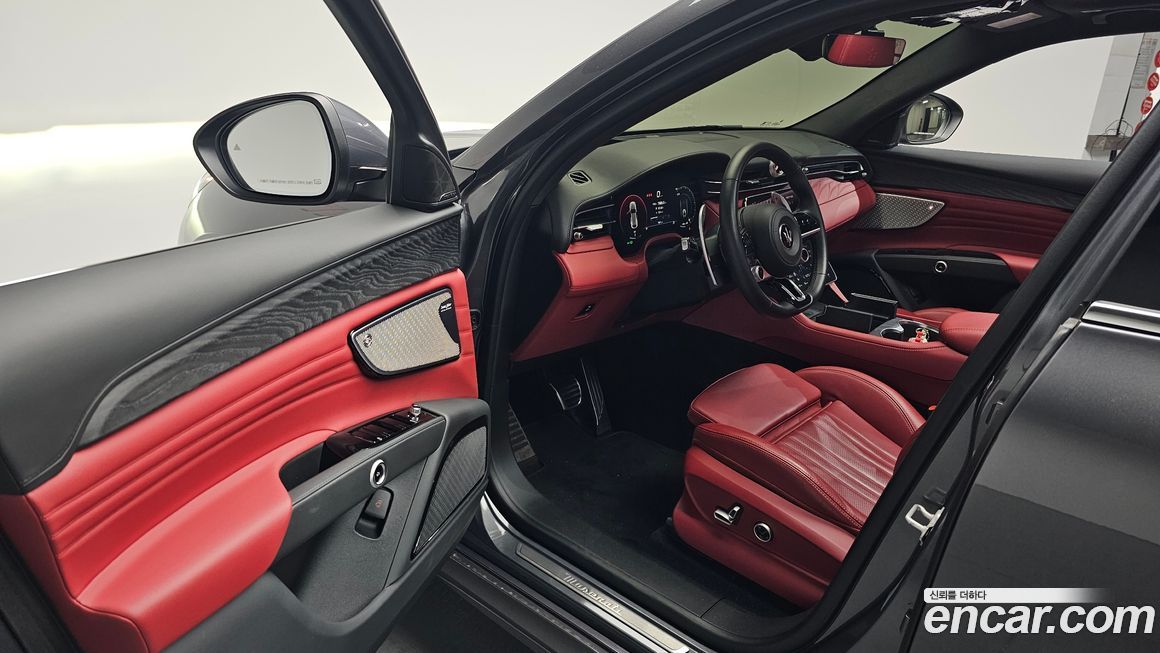 Maserati Grecale 2023