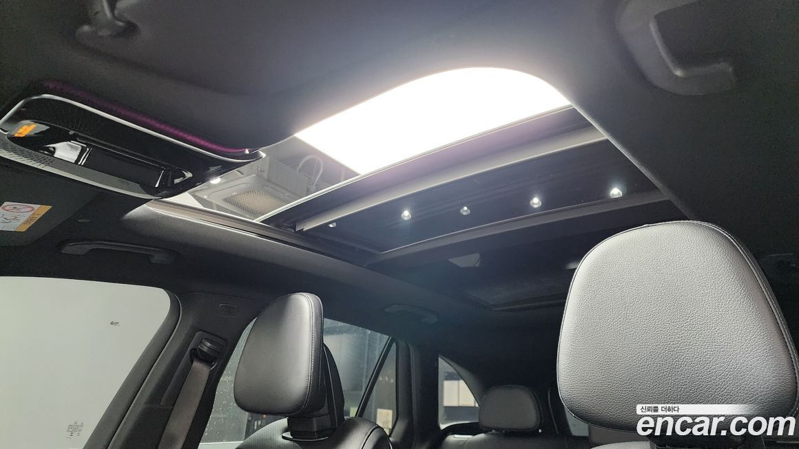 Mercedes-Benz GLC-Class 2025