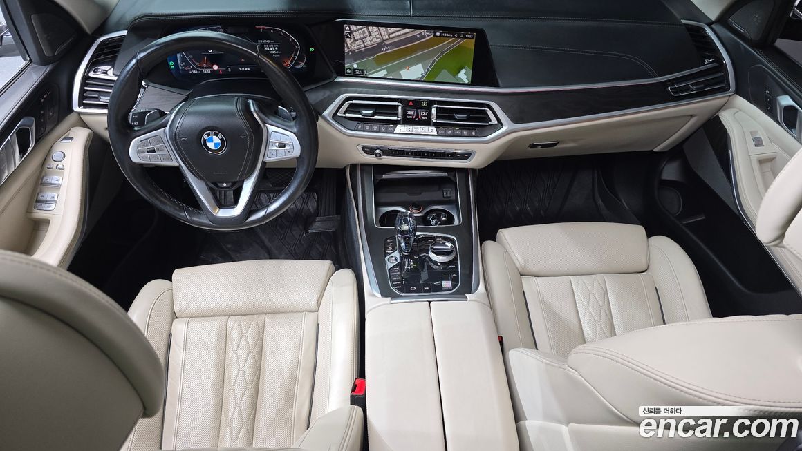 BMW X7 2021