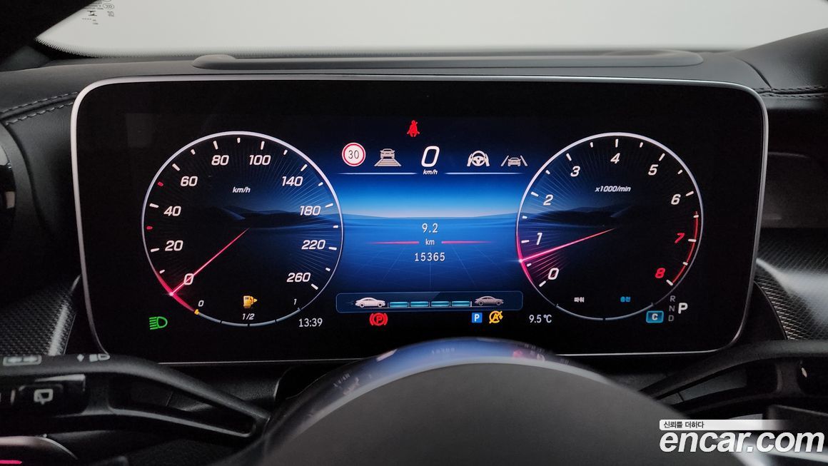 Mercedes-Benz GLC-Class 2025