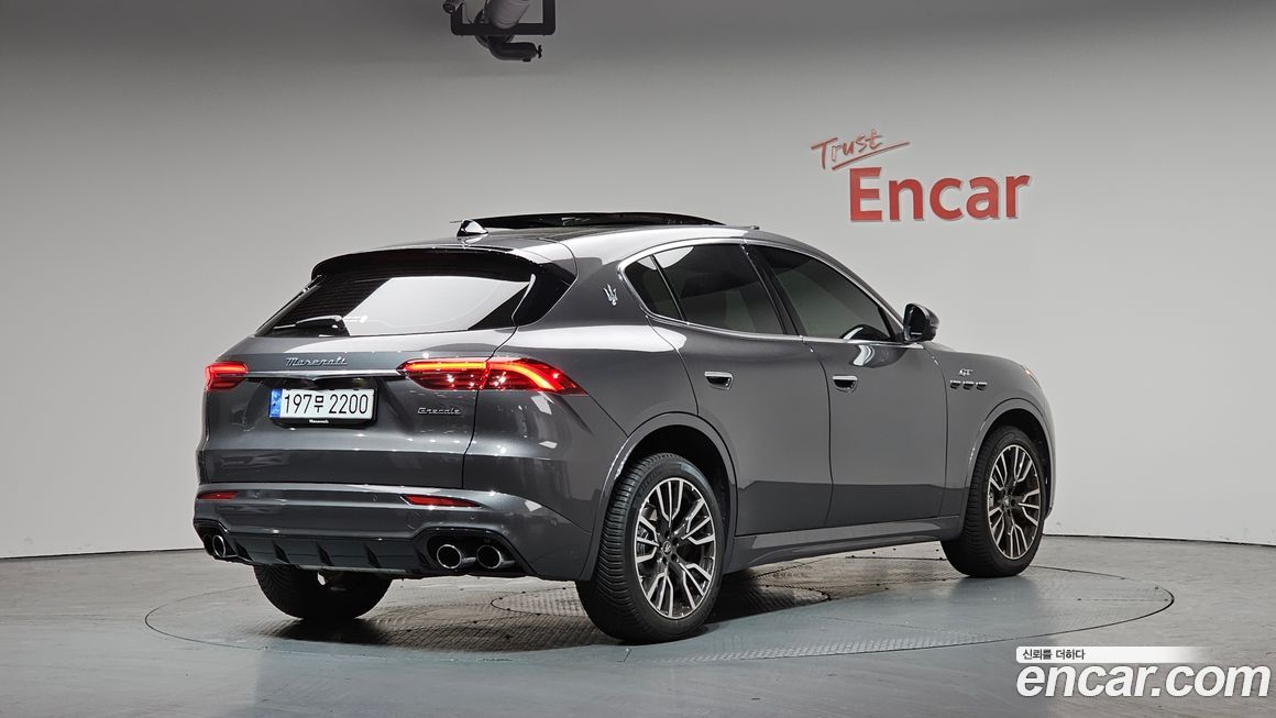 Maserati Grecale 2023