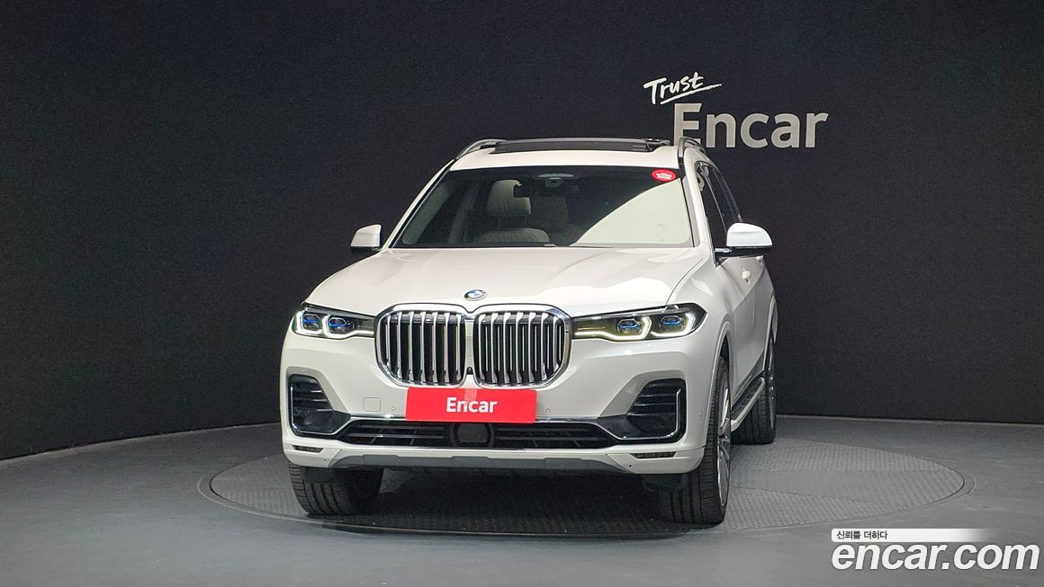 BMW X7 2021