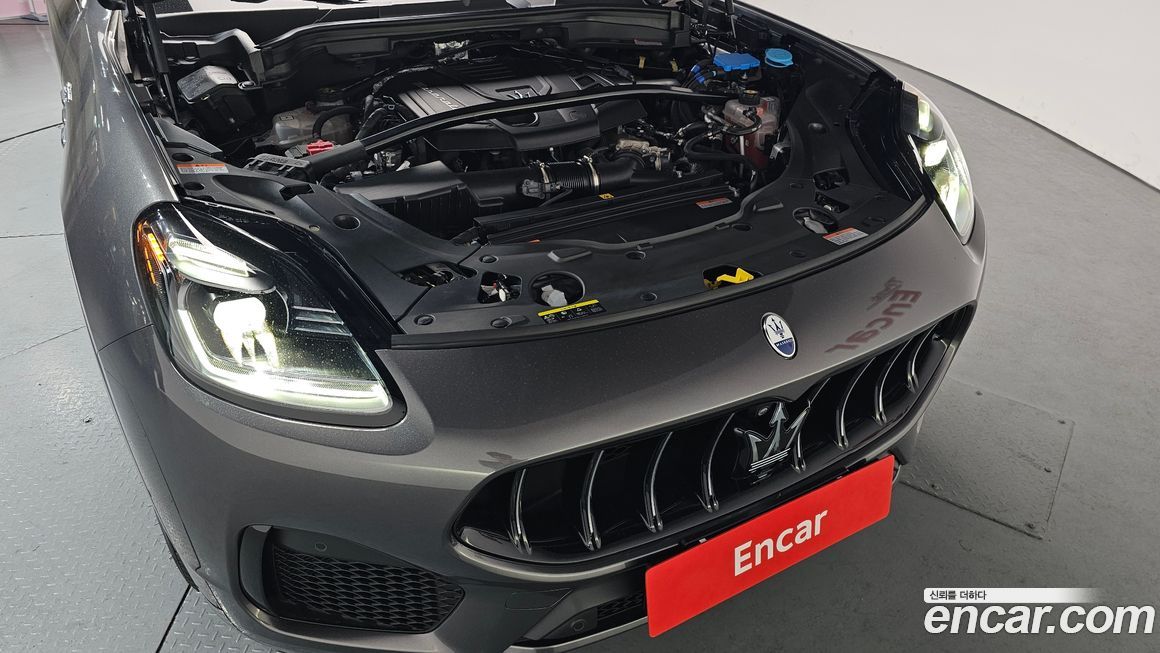 Maserati Grecale 2023