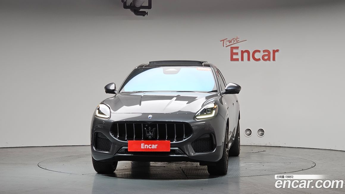 Maserati Grecale 2023