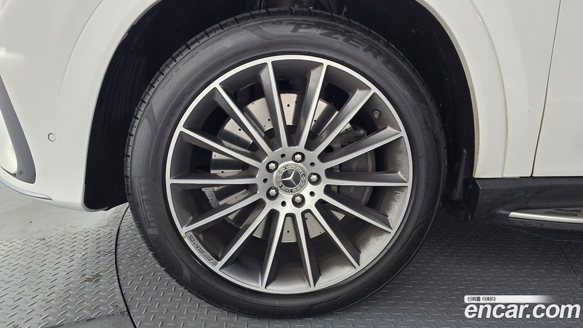 Mercedes-Benz GLE-Class 2024