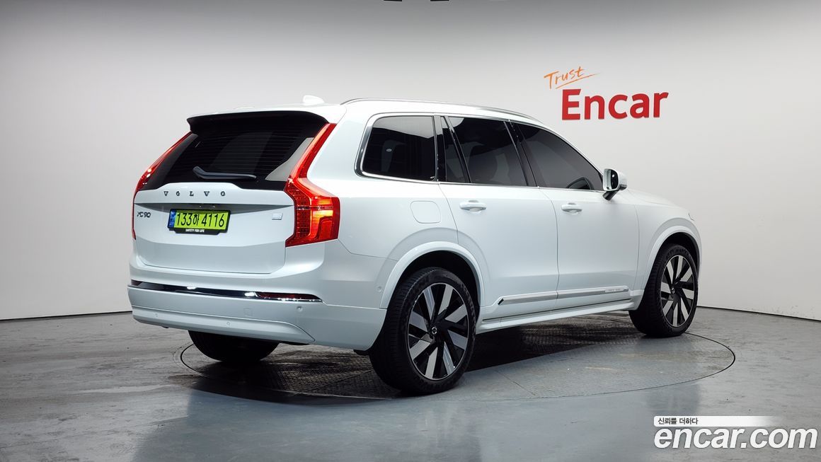 Volvo XC90 2024