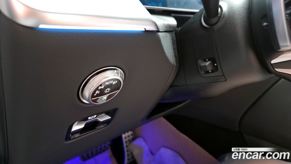 Mercedes-Benz GLC-Class 2026