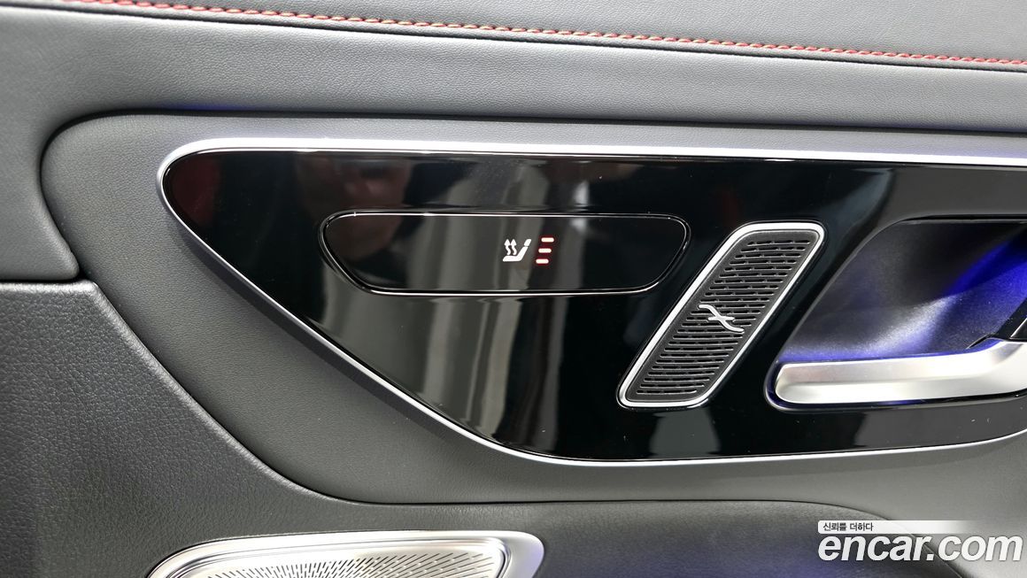 Mercedes-Benz GLC-Class 2024