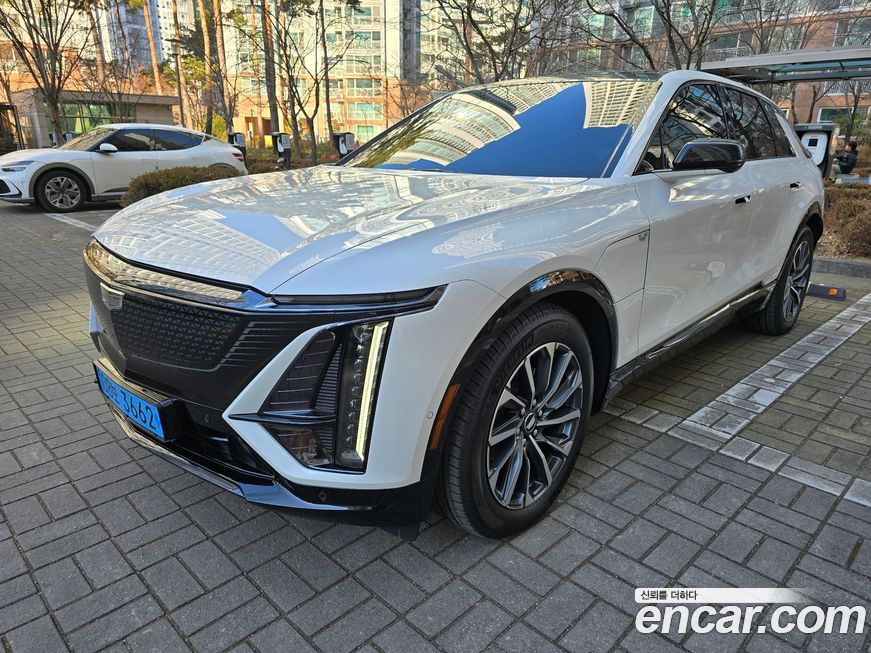 Cadillac Lyriq 2025