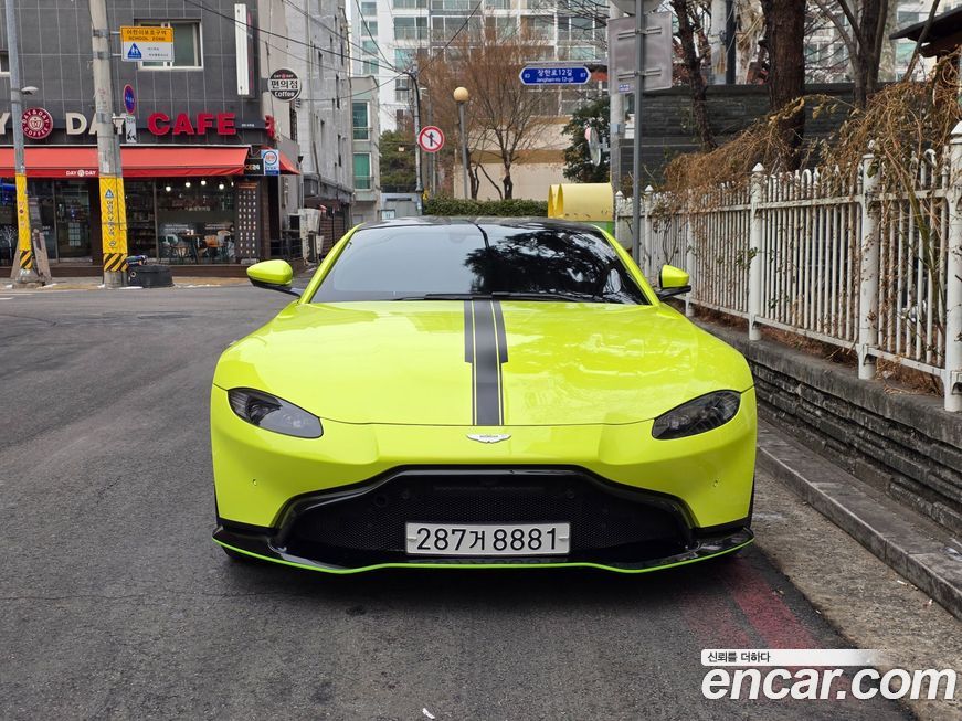 Astonmartin Vantage 2019