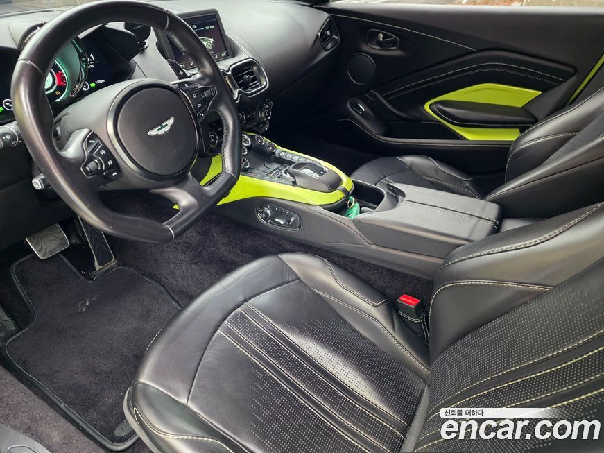 Astonmartin Vantage 2019