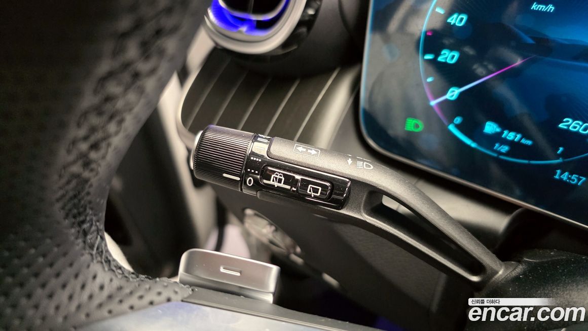 Mercedes-Benz GLC-Class 2026