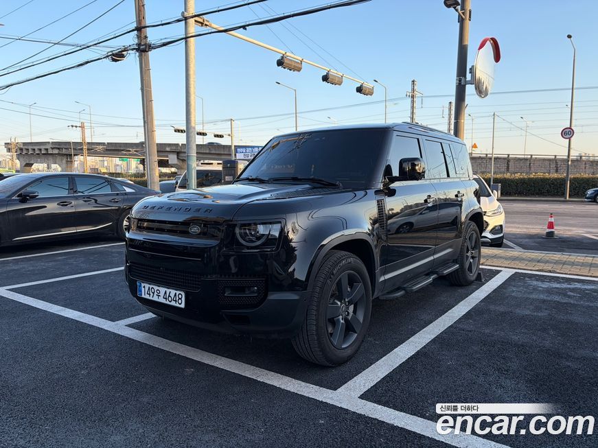 Land Rover Defender 2023