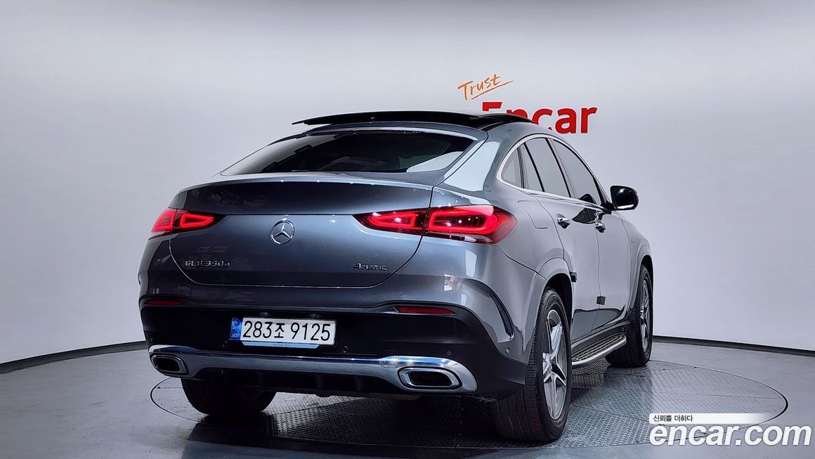 Mercedes-Benz GLE-Class 2021