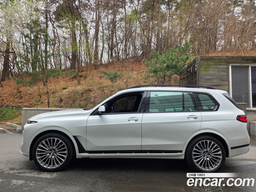 BMW X7 2024