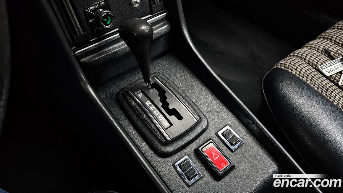 Mercedes-Benz SL-Class 1977