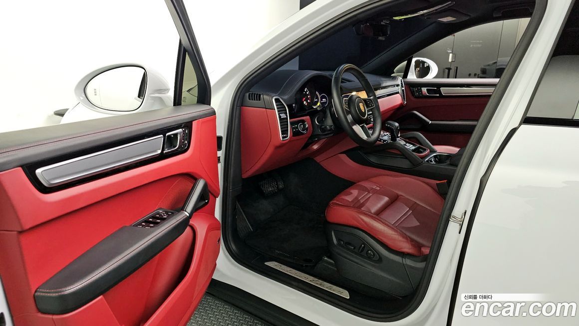 Porsche Cayenne 2023