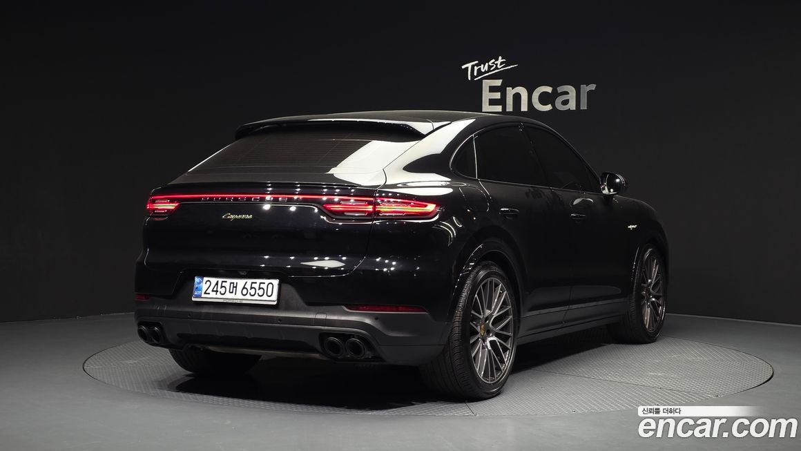 Porsche Cayenne 2022