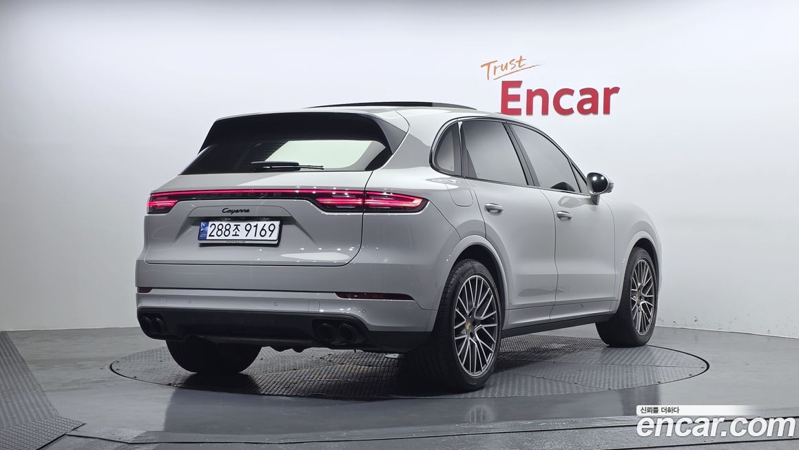 Porsche Cayenne 2023