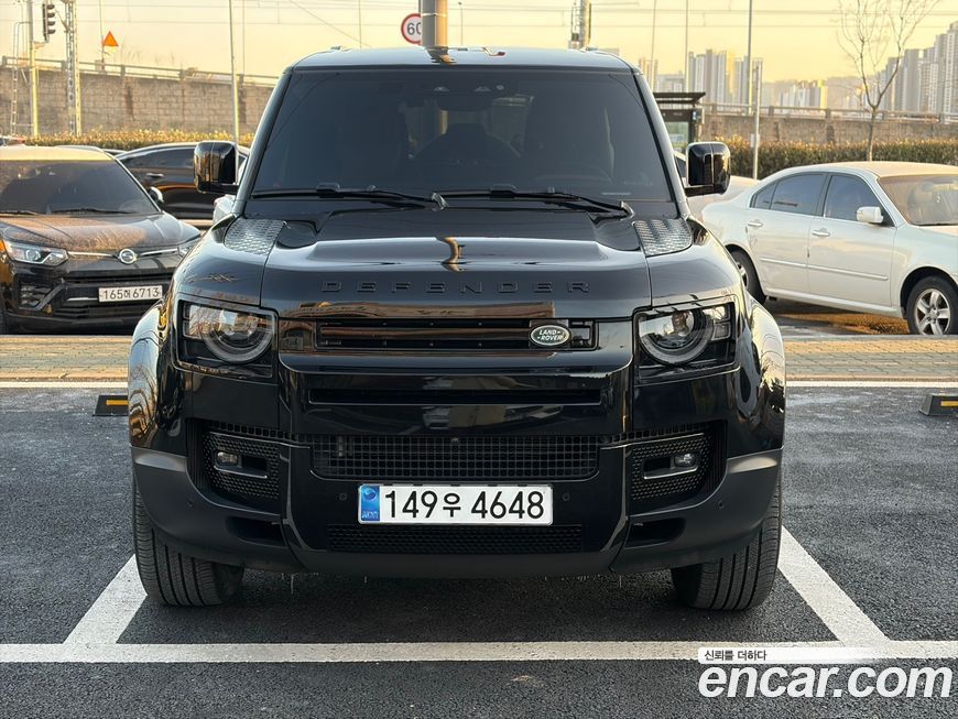 Land Rover Defender 2023