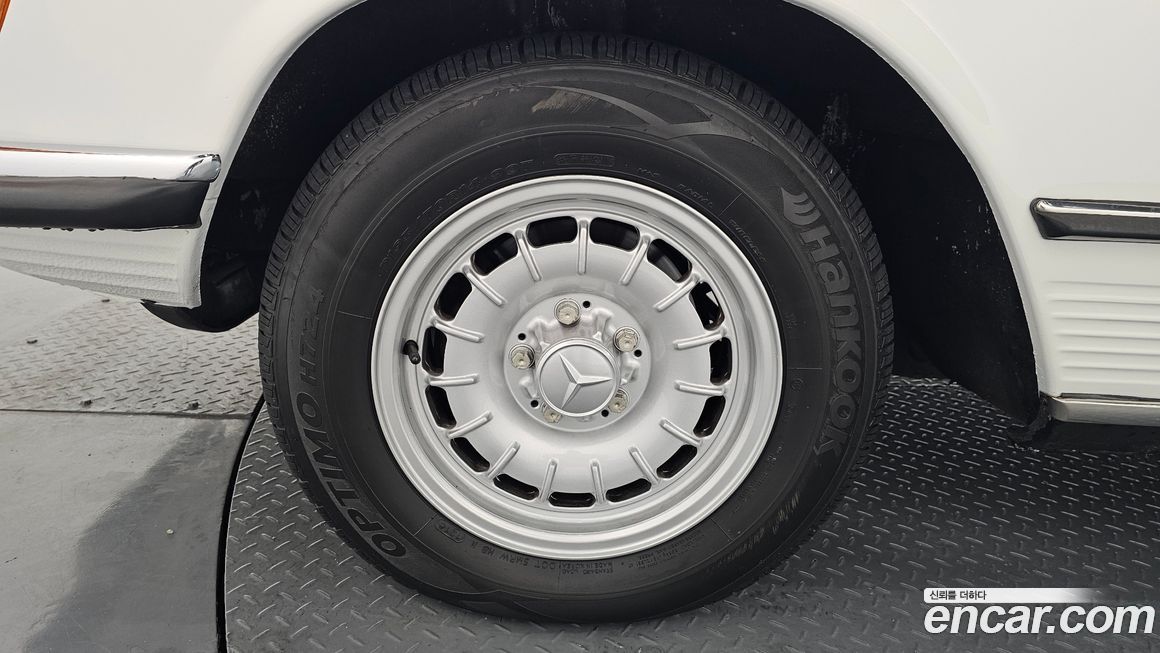 Mercedes-Benz SL-Class 1977